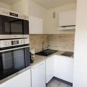 • Au Cosy Dome. • Appartement