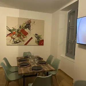 : Superbe En Face Des Thermes Appartement